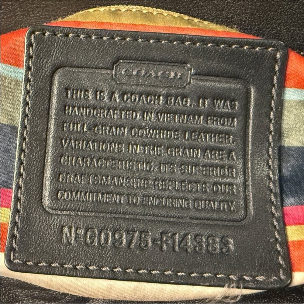 Coach Bleecker Legacy Stripe
F14383 black leather vintage tote w/double handles. - Picture 10 of 16